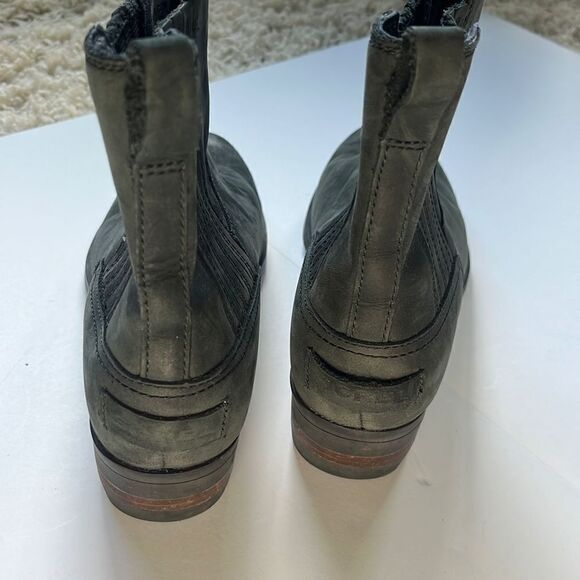 Sorel Women's Lolla Chelsea Boots (Black Suede) 7 Never worn outside - Picture 5 of 15